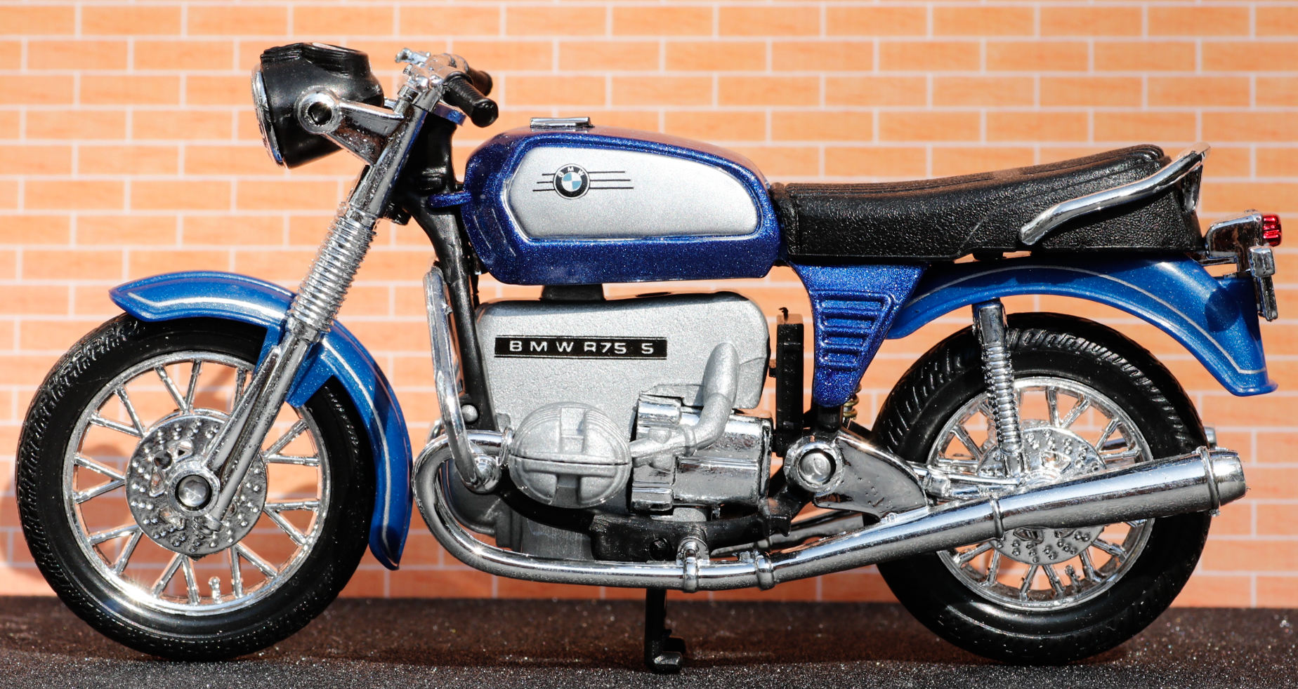 Welly BMW R75 5